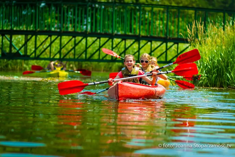 Spływ kajakowy na trasie Obrocz - Zwierzyniec